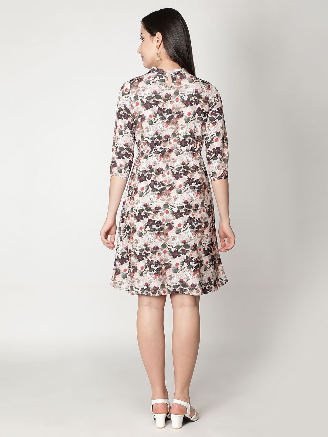 Aurtich White & Gray Floral Printed Fit & Flare Crepe Dress